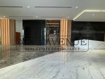 Ready to move office in Financial area 719 meter with installments in Cairo Business Plaza