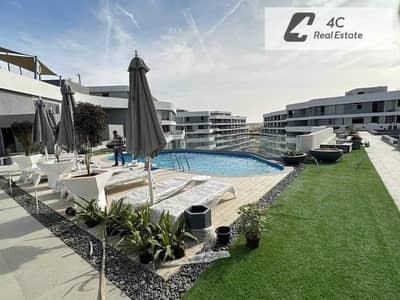 Apartment ready to move 156m 3 bedrooms open view prime location for sale in compound Bloom fields New cairo