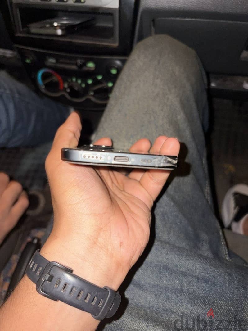 Apple - iPhone 15 2