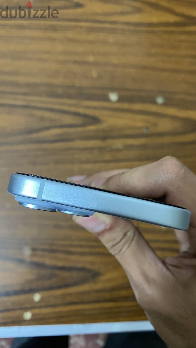 Apple - iPhone 15 1