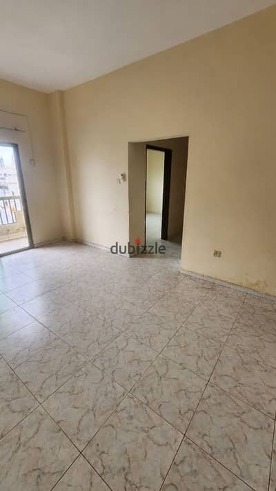 شقة بموقع حيوى بميدان تريومف  امام نادي الغابة خطوات من مترو هليوبوليس وكنيسة العذراء سانت فاتيما شقة 100م سوبرلوكس بجوار المحلاوى