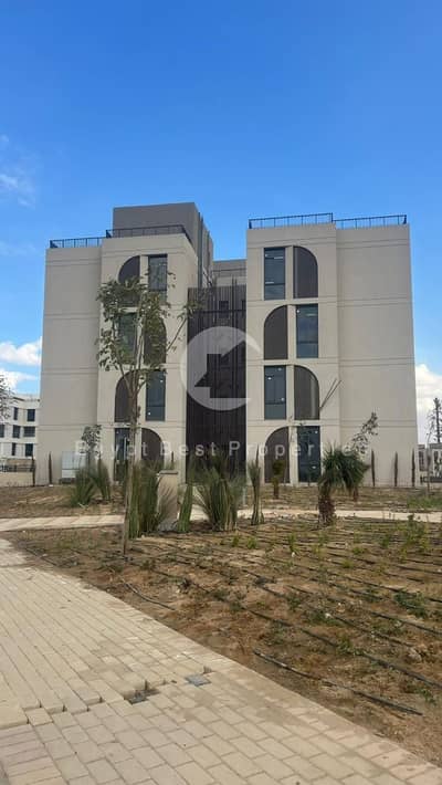 Apartment in Sheikh Zayed, fully finished, with a down payment of one million Egyptian pounds.