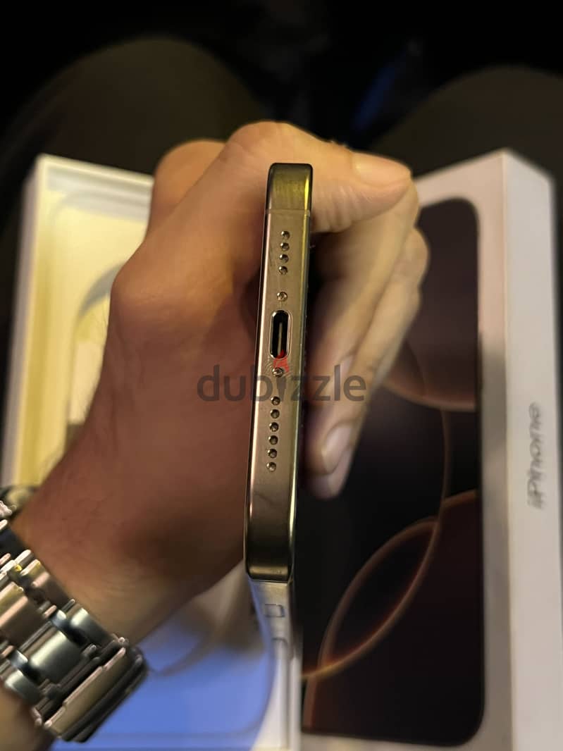 Apple - iPhone 16 Pro Max 3