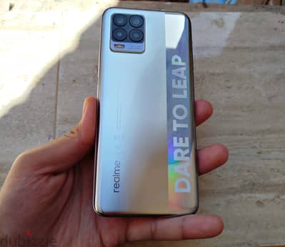 Realme 8