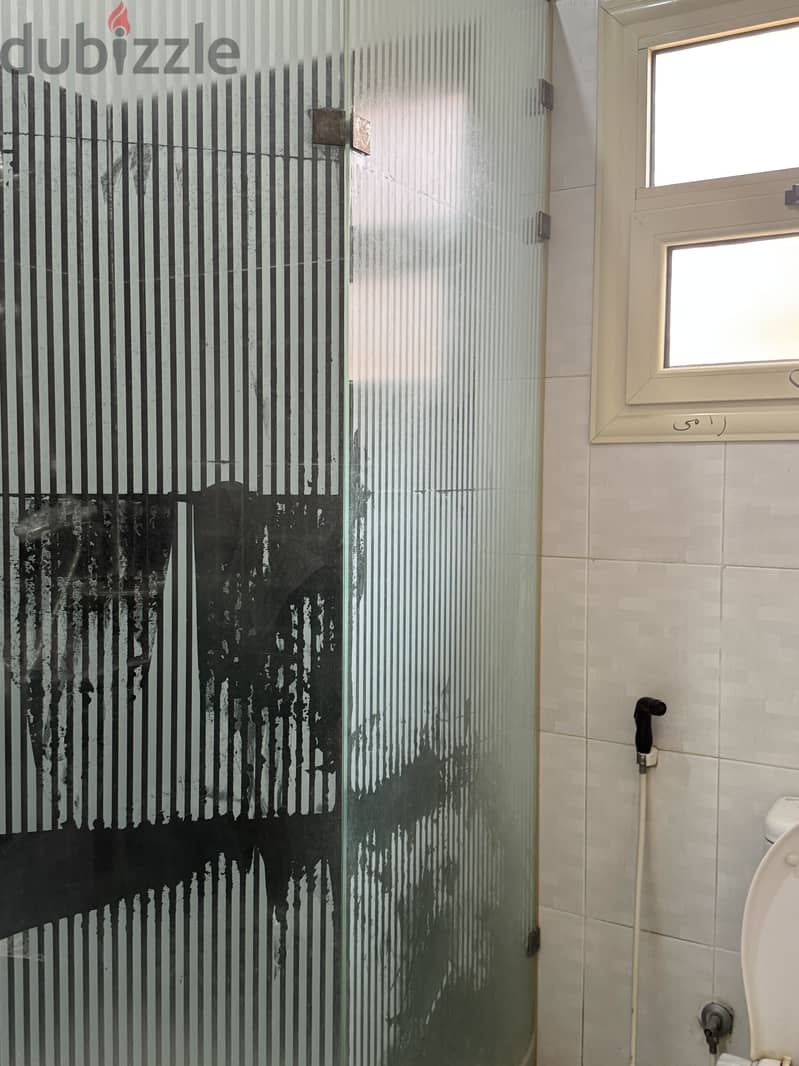 Shower cabin 1