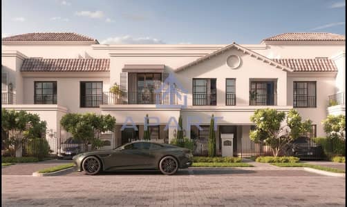 Luxury Townhouse | Prime Location | Direct Lagoon View | مساحة مباني 320 م² | مساحة أرض 450 م² | مطور عقاري مميز
