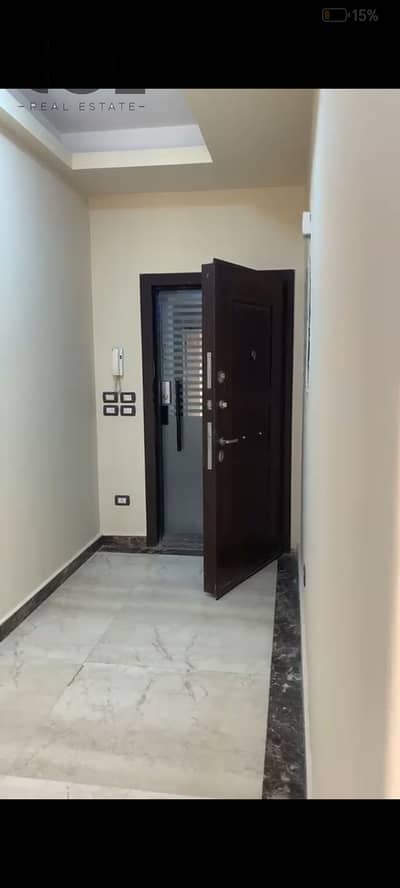 مقر إداري للإيجار في مبنى إيست ووك – East Walk
