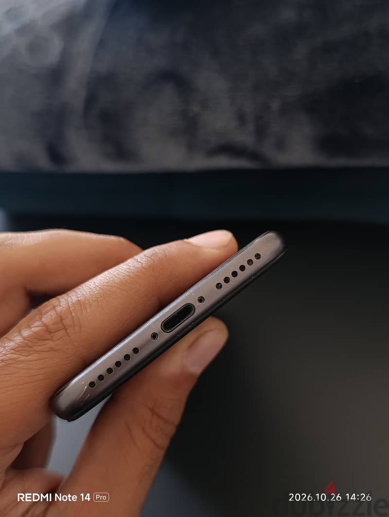 Apple - iPhone 8 3