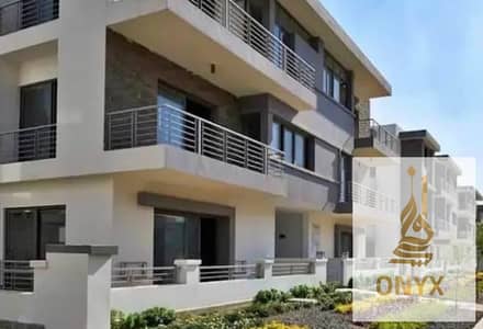شقة 170م بيع بسعر لقطة وأفضل فيو ريسيل استلام فوري في تاج سيتي بالتجمع الخامس - Taj City in Fifth Settlement