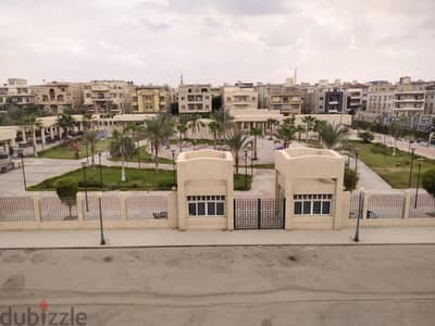 فرصة شقة للايجار قانون بكمبوند الأمن العام بالتجمع الاول بسعر لقطة