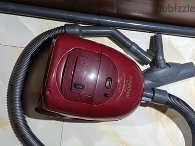 مكنسه كهربائيه