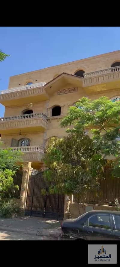 دوبليكس للبيع بالحي السادس بمدينة العبور 360 متر وحديقة 250 متر بإجمالي 609متر في العقد تشطيب سوبر لوكس و بيزمنت متصالح و سعر مخفض لسرعة البيع. . . . . . . . دوبليكس للبيع بالحي السادس بمدينة العبور 360 متر وحديقة 250 متر بإجمالي 609متر في العقد تشطيب سوبر لوكس و بيزمنت متصالح و سعر مخفض لسرعة البيع. . . . . . . .