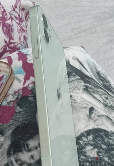 آبل - آيفون 12