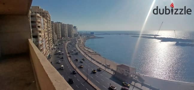  شقة فاخرة للبيع – أول صف بحر مباشر في السرايا (منطقة البنوك) 