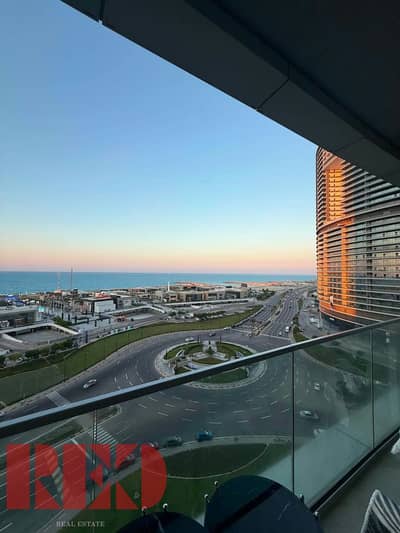 Prime unit in Alamein Towers, above 20th floor, sea & lagoon views, fully finished, ready for immediate delivery! EGP 15M cash. Great deal!