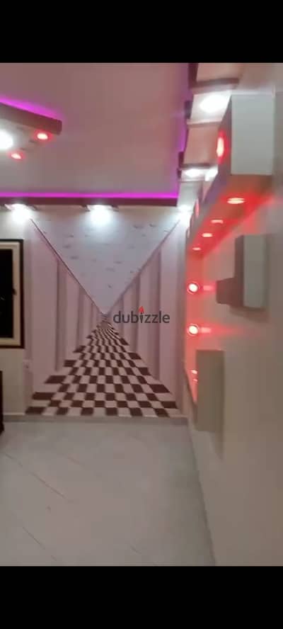 شقه للبيع على الشارع الرئيسي ب 480 الف