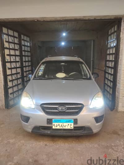 Kia Carens 2010