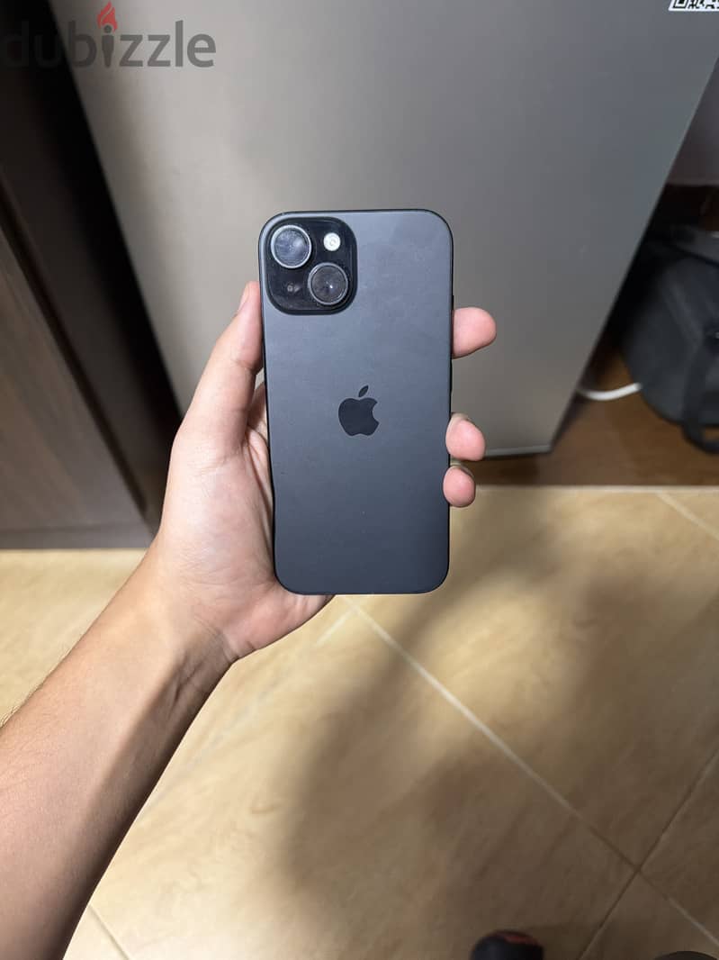 Apple - iPhone 15 1