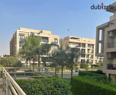 عالمفتاح شقة متشطبة بجاردن بفيو مميز فى فيفث سكوير بجانب النادى الأهلى Fifth Square Al Marasem