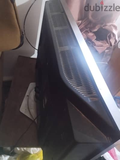 شاشة توشيبا (Toshiba Regza LCD / LED