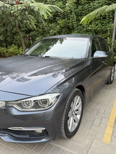 BMW 318 2019