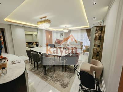 Super-luxe apartment for sale in Mountain View iCity