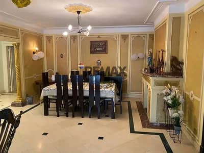 شقه بنتهاوس مميزه  للبيع في مصر الجديدة – بجوار ميدان هيليوبوليس