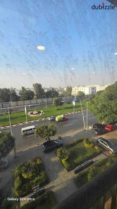 مكتب للايجار بشارع العروبه الرئيسي طريق المطار 350 متر تشطيب حديث