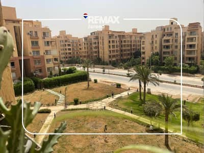 شقة للبيع الترا لوكس بالمطبخ  - مجددة بالكامل في كمبوند جاردن هيلز - التوسعات الشمالية - 6 أكتوبر