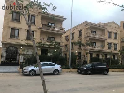 For rent in Sheikh Zayed - Seventh District