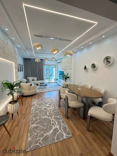 Apartment for daily rental inside Compound The Address Sheikh Zayed
