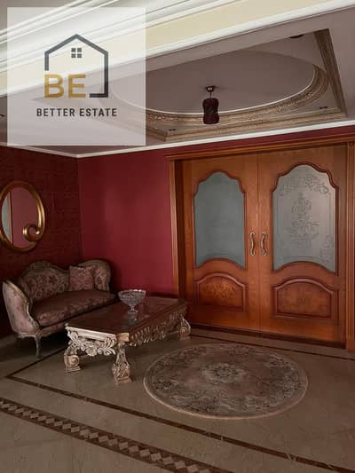 Entire building for sale, suitable for large families and companies.  Located in the 9th District, Nasr City, off Zakir Hussein Street.  Prime locatio