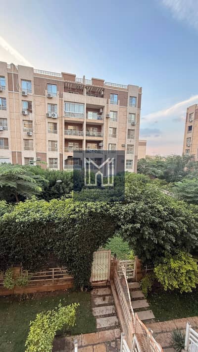 96m apartment for sale in Madinat, special finishes