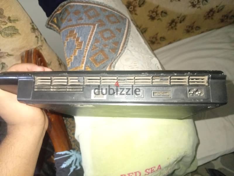 playstation 3 super slim 1