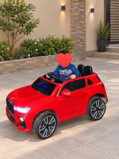 عربية أطفال كهربائية SUV حمراء للبيع