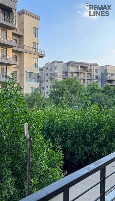 Apartment for legal rent Madinaty B8 | 175m | Air-conditioned | View of street and garden