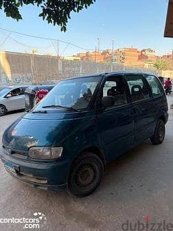 نيسان ليف 1995