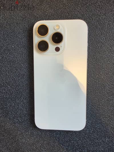 Apple - iPhone 15 Pro