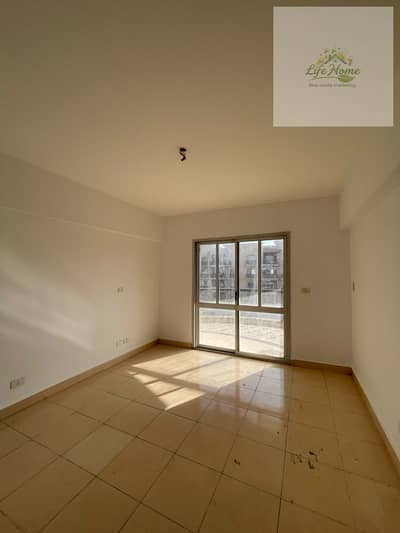 For rent in Al-Rehab, an apartment of 131 m next to Avenues Mall
