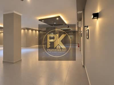 محل تجاري للبيع - موقع استثنائي - متشطب أمام نادي الزمالك مباشرة