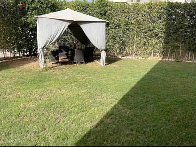 80 square meters furnished apartment for sale in The Address on the ground floor with a garden of 160 meters