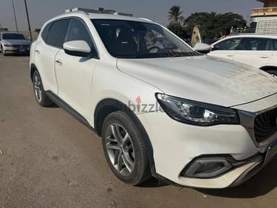 MG HS 2022