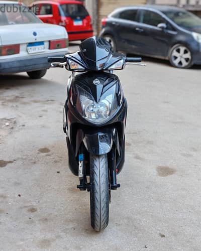 سكوتر SYM SR200