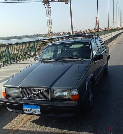 فولفو 740 1985