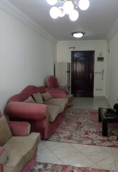 A real opportunity for a furnished apartment for annual rent for lovers of upscale living and privacy on Khalid Ibn Al-Walid Street.