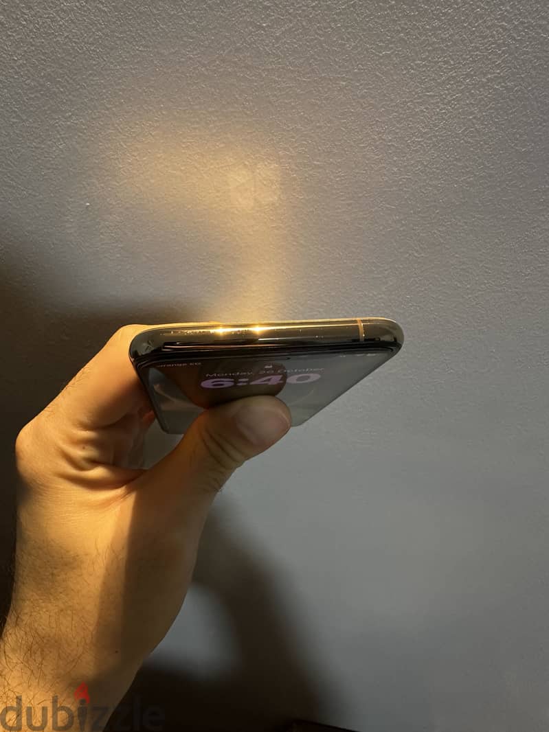 Apple - iPhone XS 3