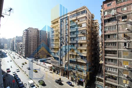 Modern apartment for rent, 200 sqm, located in Roushdy, directly on Abu Qir Street – 30,000 EGP per month.