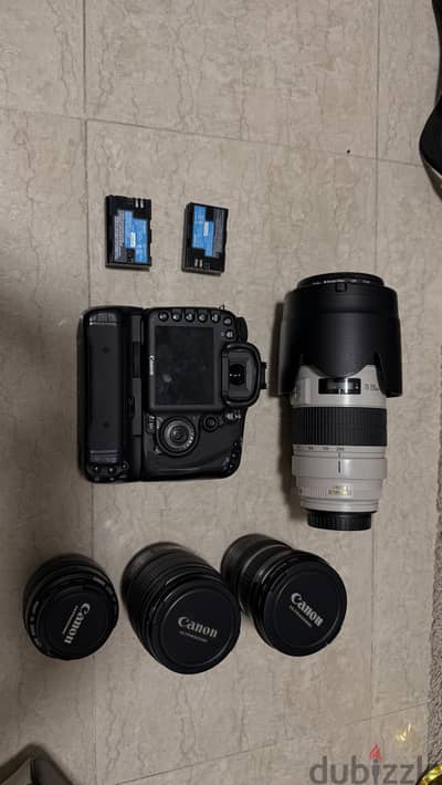 Canon EOS 7D with 4 lenses Canon EOS 7D with 4 lenses