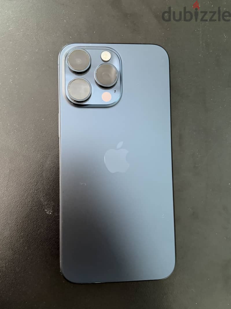 Apple - iPhone 15 Pro Max 1