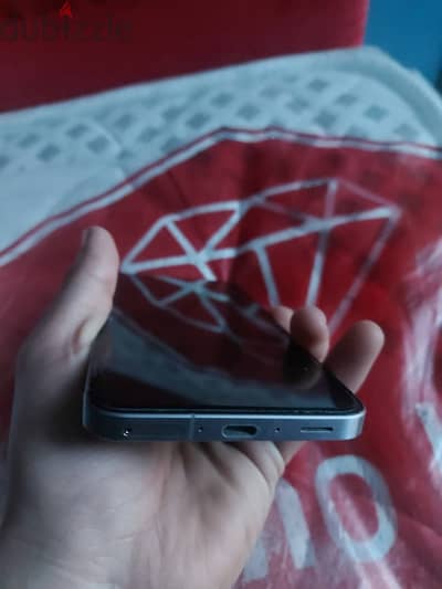 استعمال خفيف بدون اي خدوش نهائي او تجريح استعمال خفيف جدا